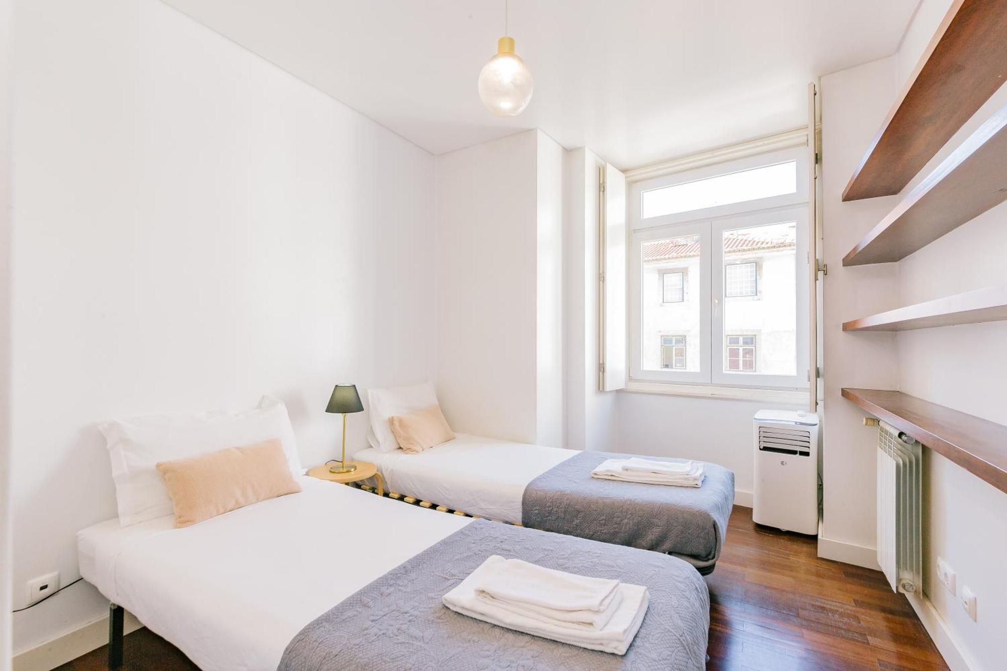 Chiado 2 Bedroom Elegant Apartment Lisboa Extérieur photo